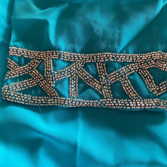 Turquoise/aqua formal 3 pc set, with silver geometric beading design, NWT, Sz 1X - Picture 7 of 16